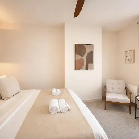Apartment Splendid Near Bercy Paris